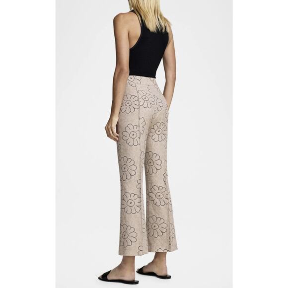 Smythe Cropped Pintucked Pant in Putty Jacquard 8 - Picture 2 of 3